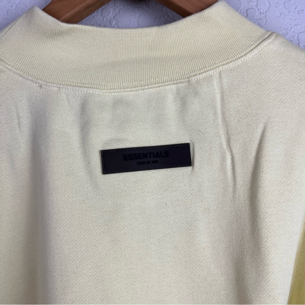 NEW NWT Essentials Fear Of God Sweatshirt Relaxed Crewneck Sweater - Picture 9 of 15